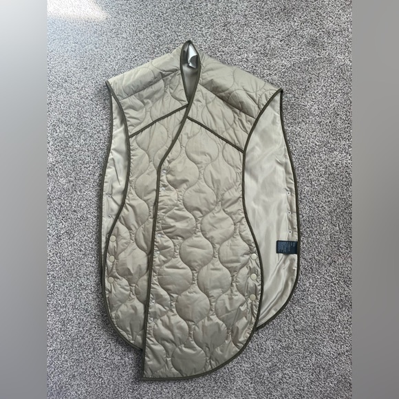 H&M Water Repellent Vest - Picture 6 of 8